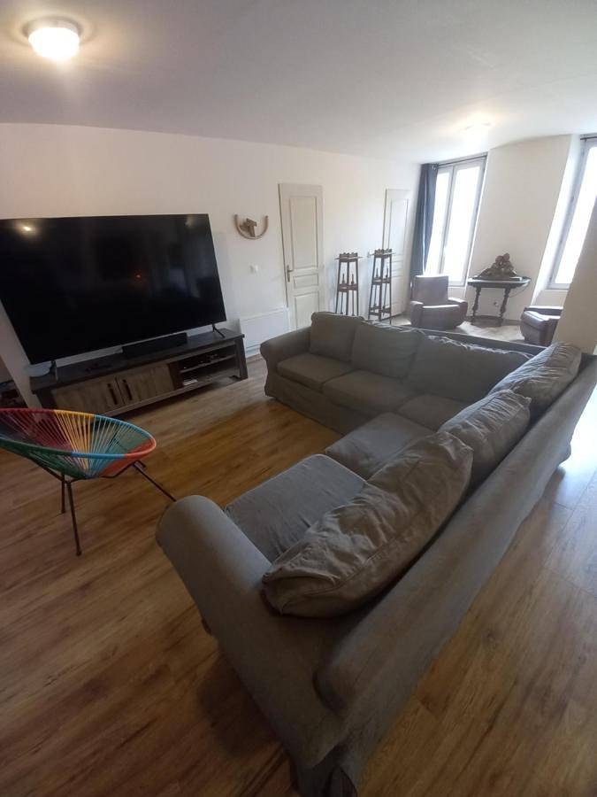 Gîte pour 14 personnes, avec vue, animaux acceptés à Courtenay - 4