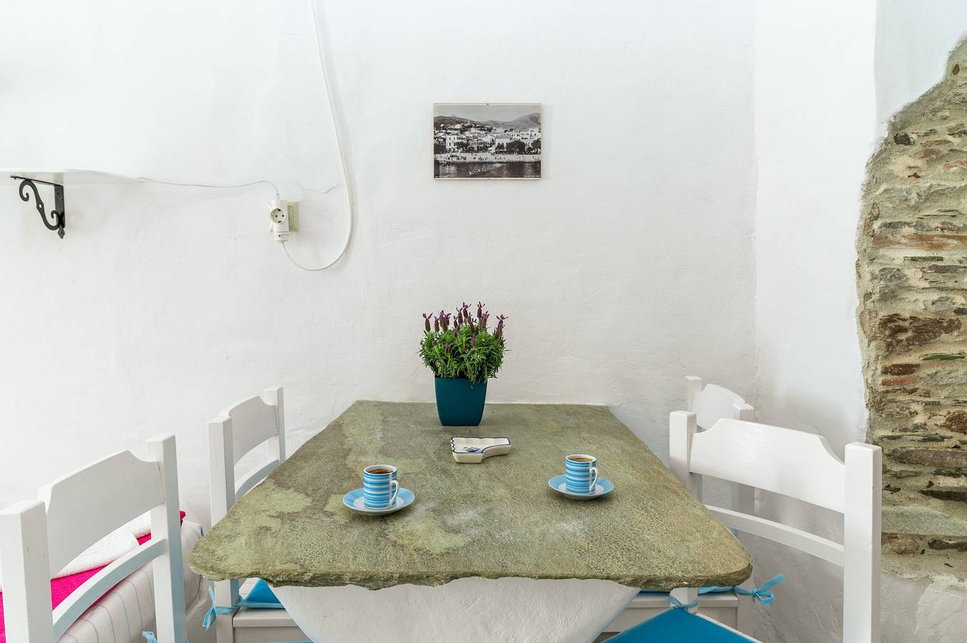 Holiday Home 'Apano Vrysi Tinos 3' with Shared Terrace, Wi-Fi and Air Conditioning in Tinos