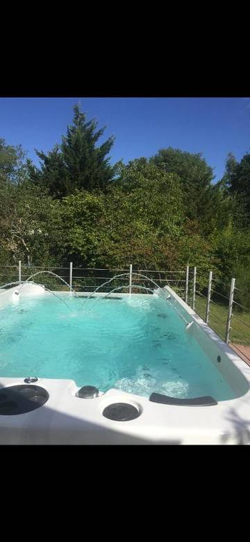 Maison d’hôte pour 2 personnes, avec piscine ainsi que jardin et vue dans Essonne