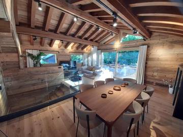 Maison de campagne pour 12 personnes, avec jardin ainsi que sauna et vue dans Gare des Praz de Chamonix