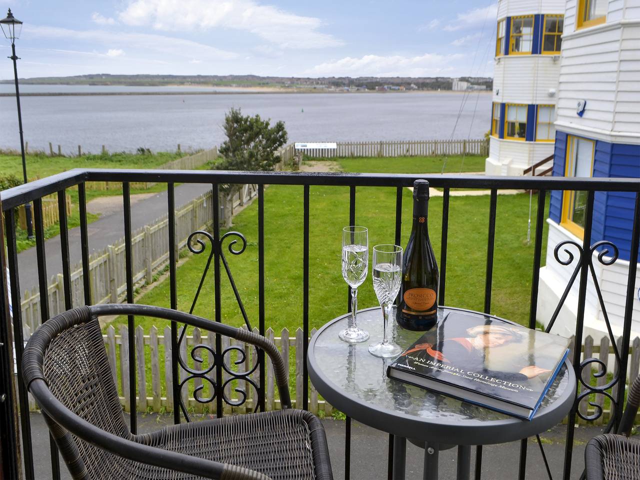 Holiday Rental for 10 People in Tynemouth, North Tyneside