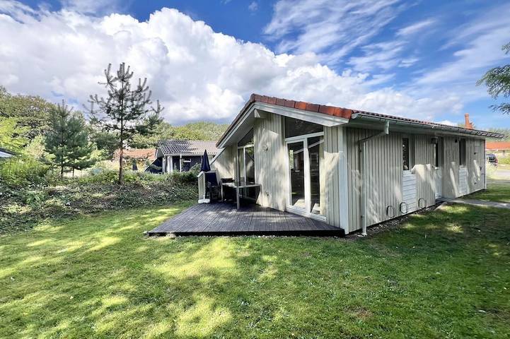 Ferienwohnung für 4 Personen, mit Pool und Sauna sowie Terrasse und Garten in Ahrensburg