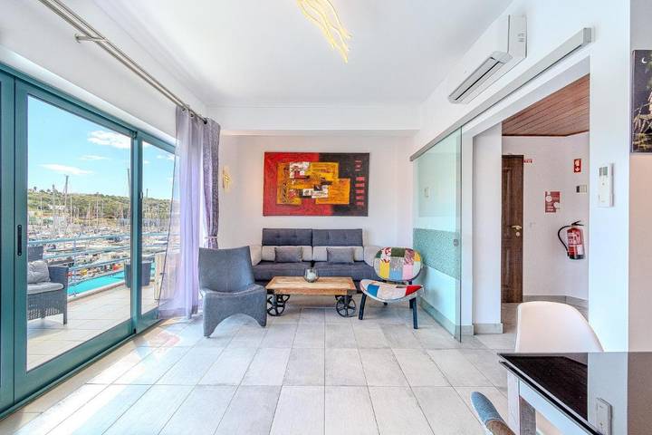Bungalow para 4 personas, con balcón además de vistas y piscina en Albufeira