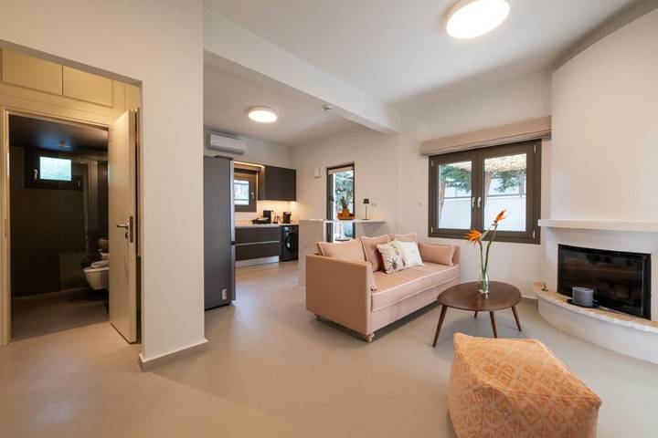 Location de vacances pour 4 personnes, avec vue ainsi que jardin et piscine dans Mikra Mandinia - 4