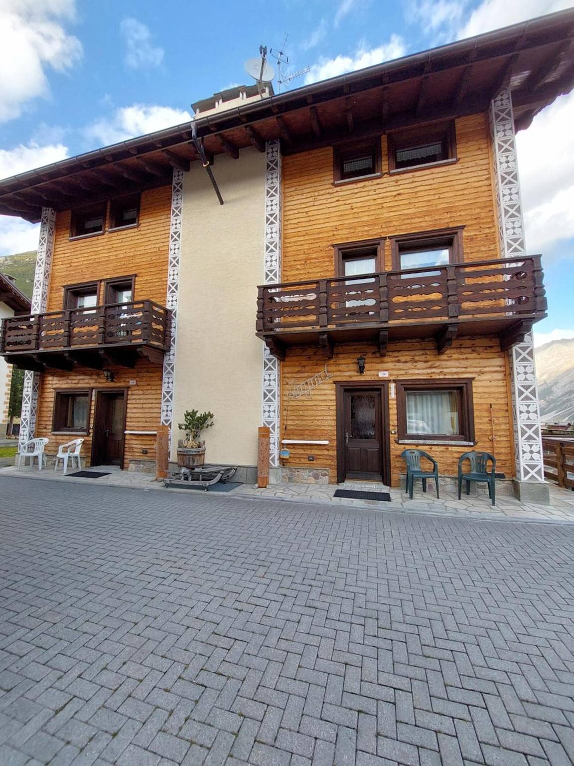 Apartment 5 mit Seeblick, Gemeinschaftsgarten und Wlan in Livigno (Stadt), Livigno