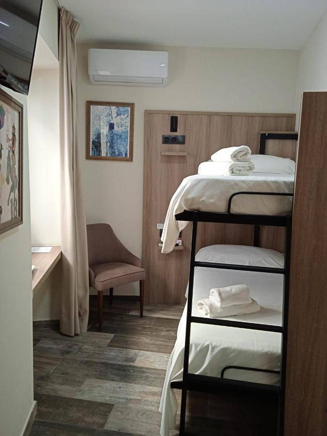 Gîte pour 4 personnes, avec jardin à Arjona (homonymie) - 4