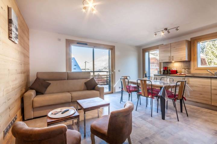 Holiday letting for 8 people, with balcony, child-friendly in Morzine