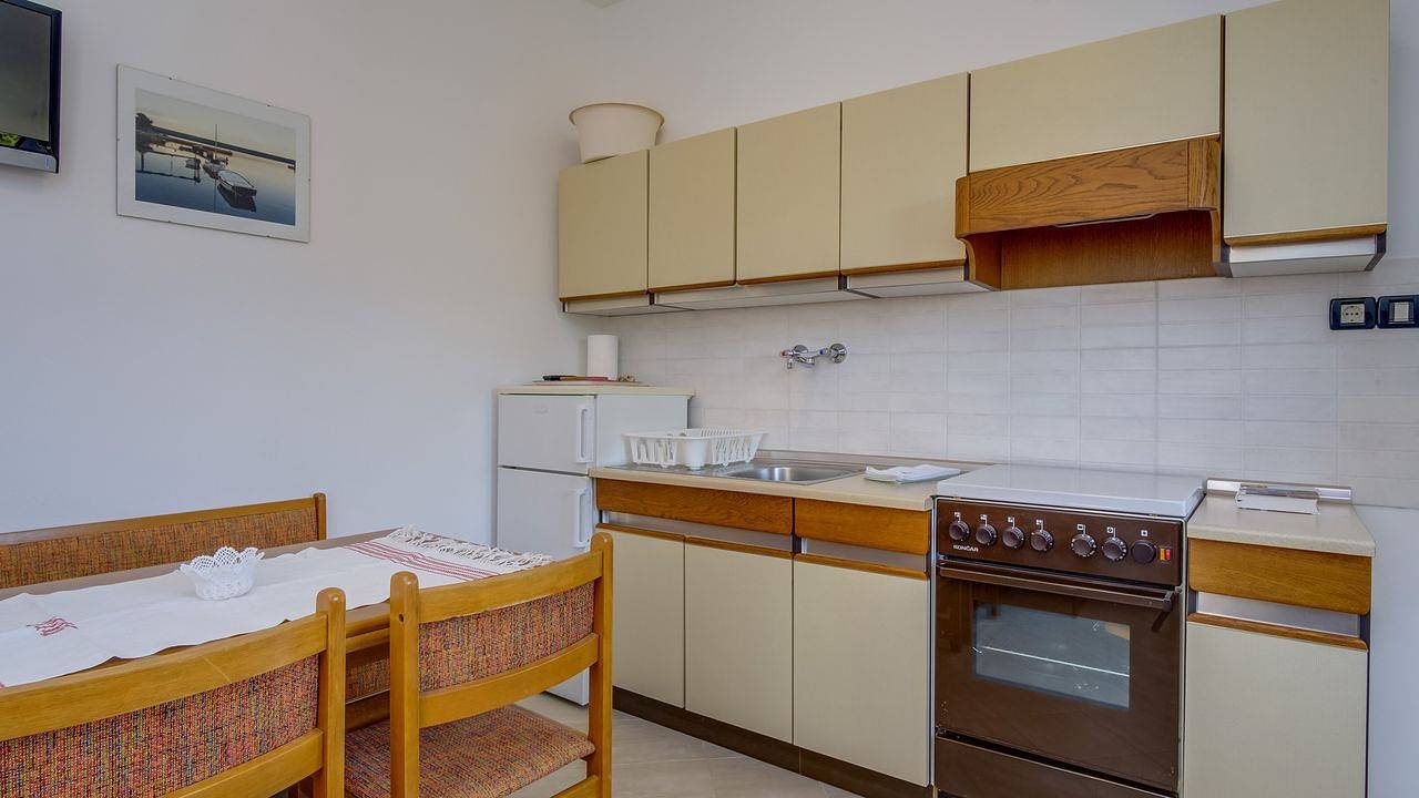 Ganze Ferienwohnung, Ferienwohnung für 3 Personen (29 m²) in Nerezine in Nerezine, Lošinj