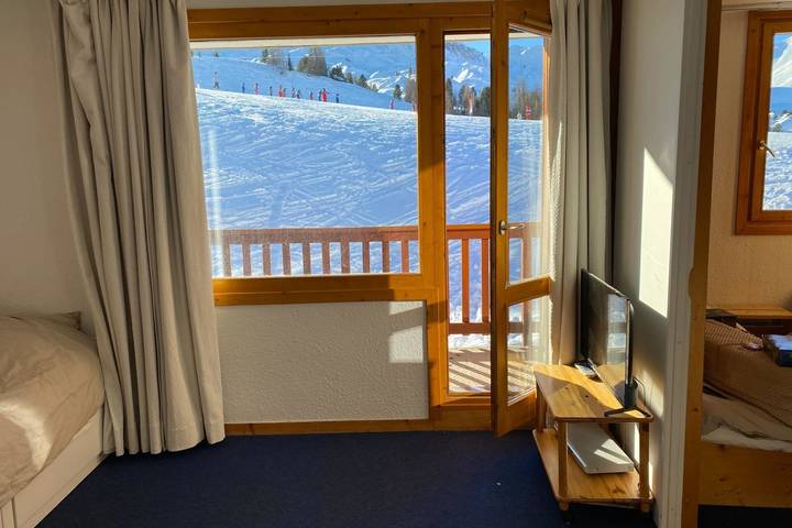 Apartamento entero, Studio with balcony in Plagne Village in Plagne Villages, La Plagne-Tarentaise
