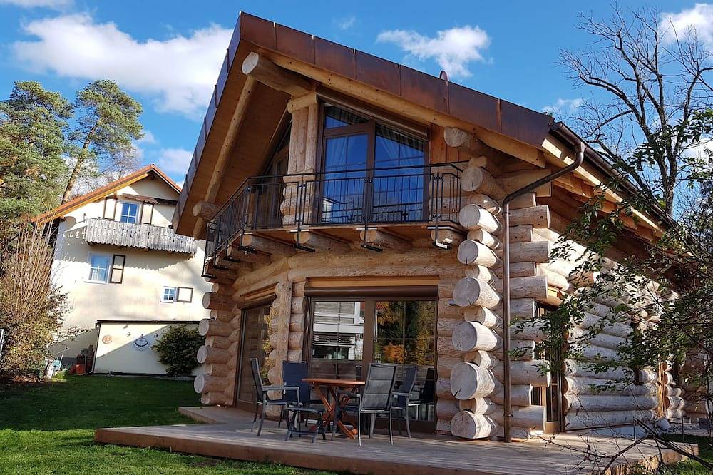 Lakestarnberg Apartments Wild Wood, Rundstammhaus in Pöcking, Starnberger See