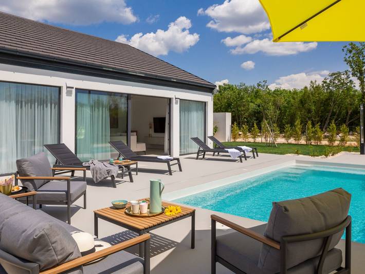 Holiday home for 3 people, with terrace and garden - 1