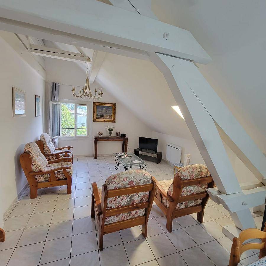 Appartement entier, Apartment in Scionzier, Région de Bonneville