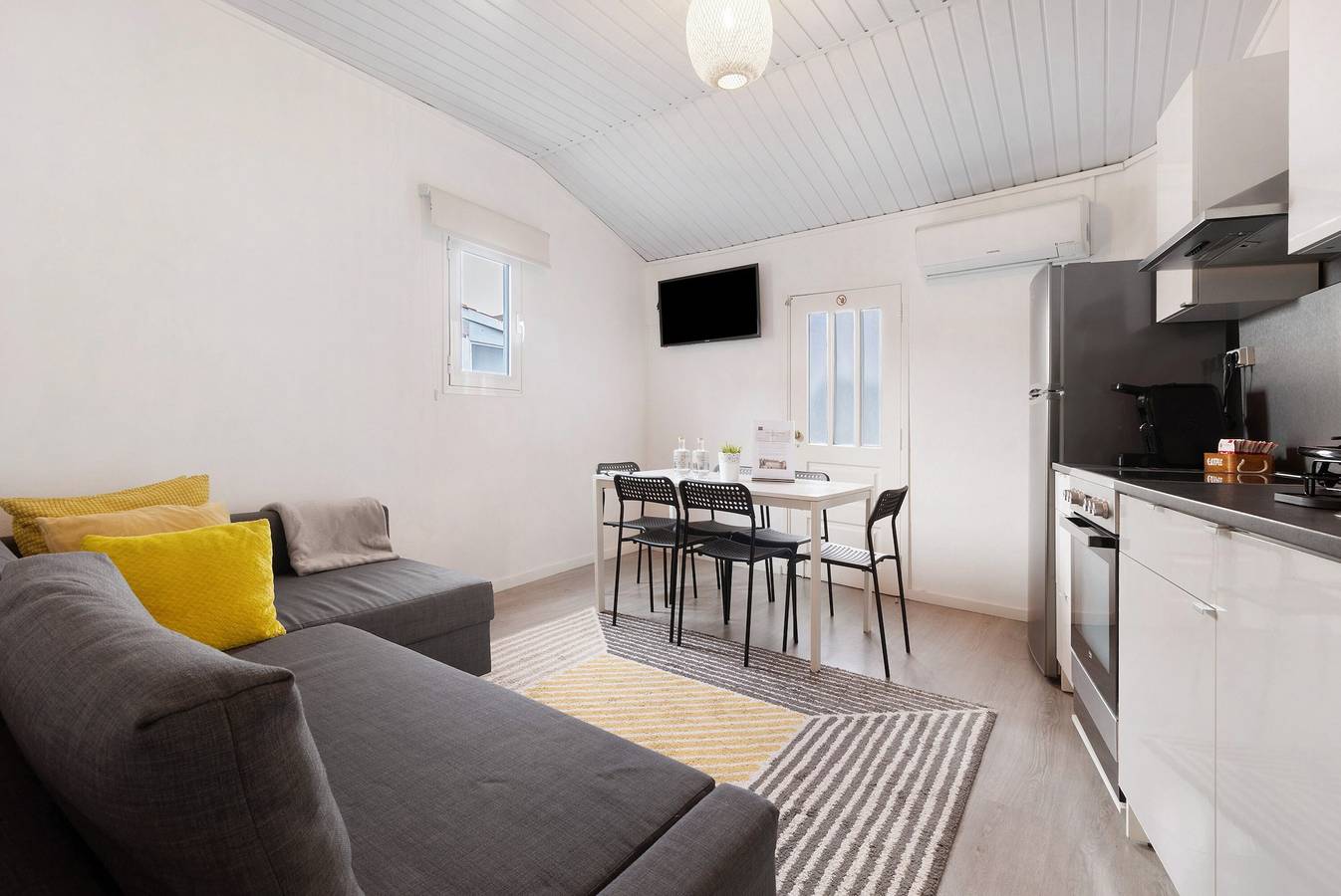Apartamento inteiro, Apartamento 'Prestigegoldresidence 2 - Old Town' com Varanda, Wi-Fi e Ar Condicionado in Guimarães, Distrito de Braga