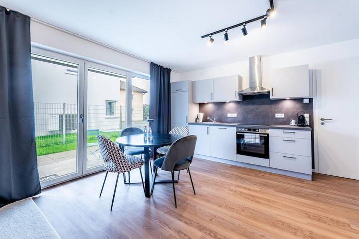 Ferienwohnung für 2 Personen, mit Balkon und Terrasse sowie Garten in Straubing - 2