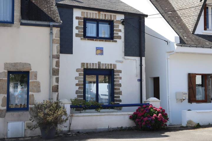 Gîte pour 4 personnes, avec jardin dans Kerhostin - 2