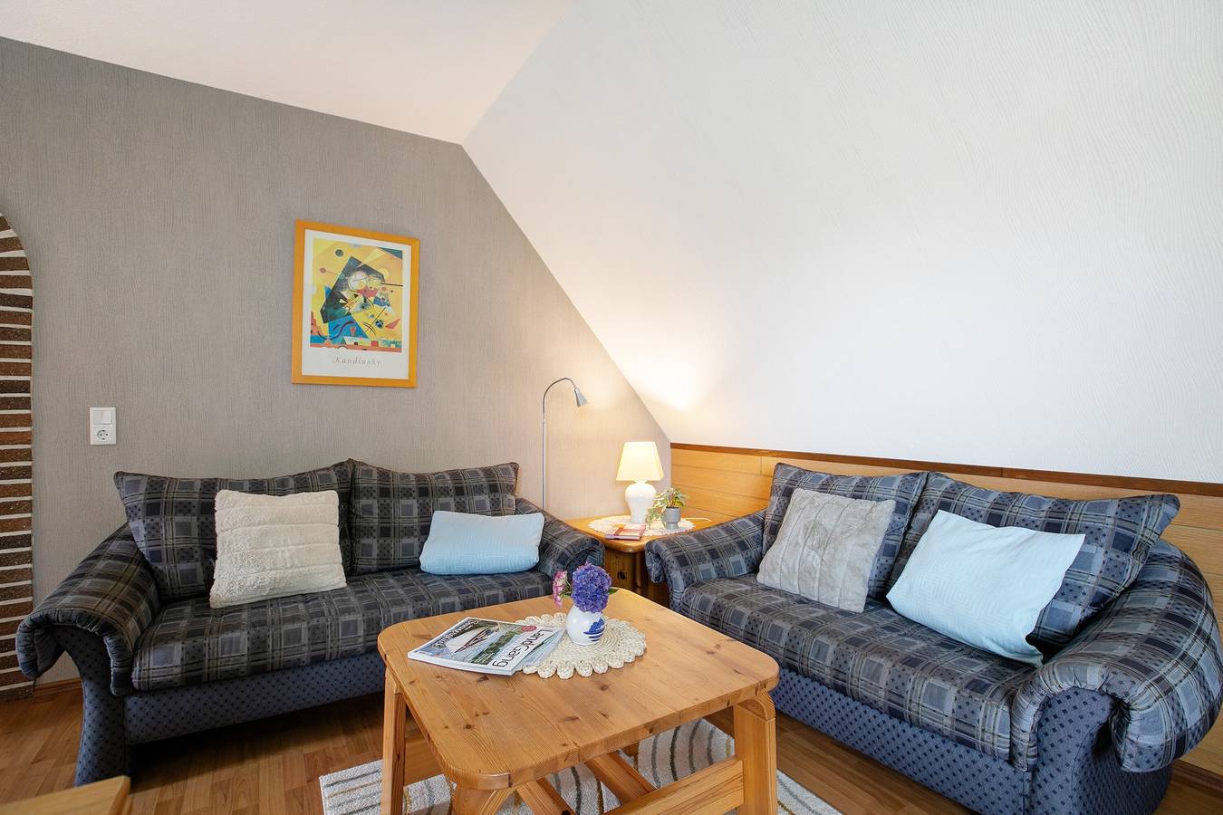 Ganze Wohnung, Ferienwohnung 'Ebbe' mit Gemeinschaftsgarten und Balkon in Nordstrand (Gemeinde), Nordseeküste