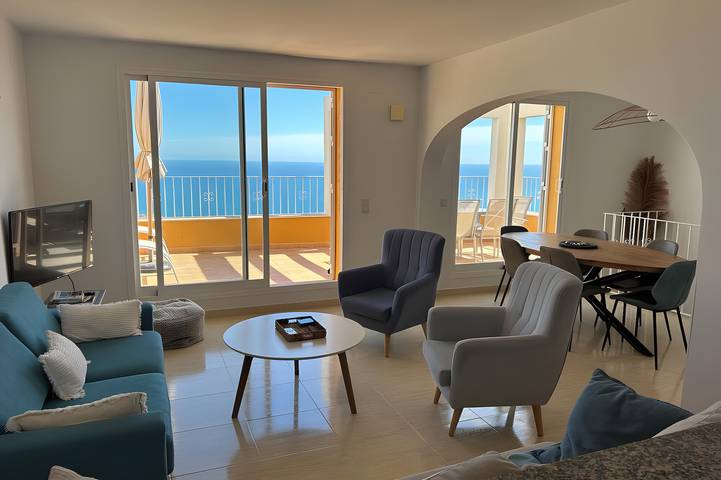 Gîte pour 6 personnes, avec bassin pour enfant, adapté aux familles dans Cumbre Del Sol - 3