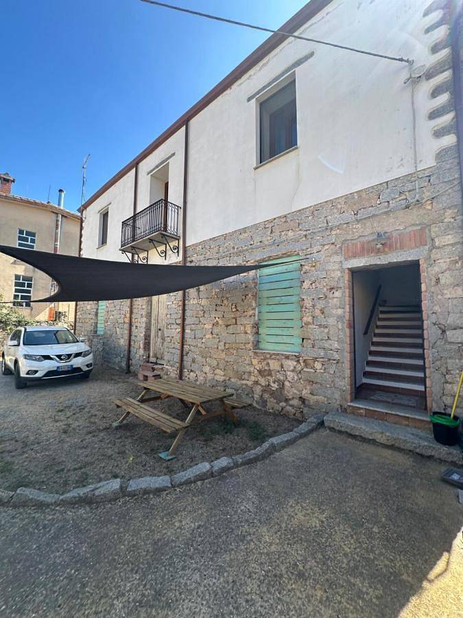 Casa vacanza per 8 persone, con idromassaggio e giardino - 1