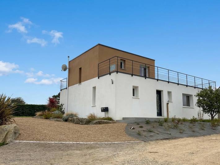 Location de vacances pour 6 personnes, avec Balcon ainsi que Terrasse et Jardin à Plouarzel