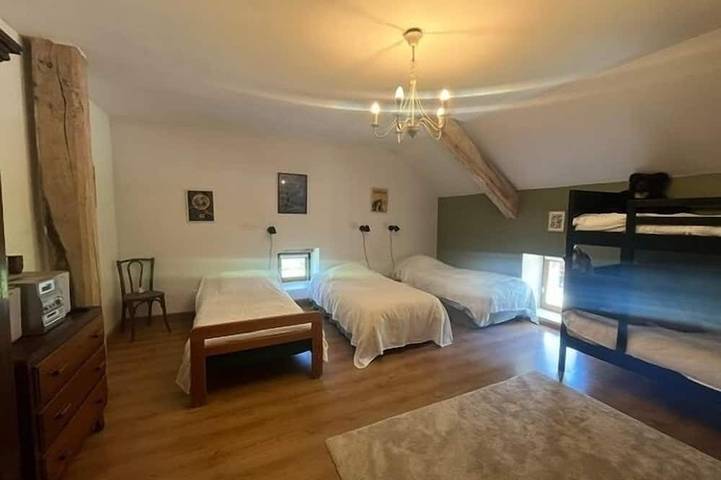 Location de vacances pour 12 personnes, avec terrasse ainsi que jardin et piscine à Penne-d'Agenais - 3