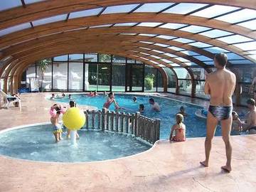 Camping für 4 Personen in Vic-sur-Cère, Regionaler Naturpark Volcans d'Auvergne, Bild 1