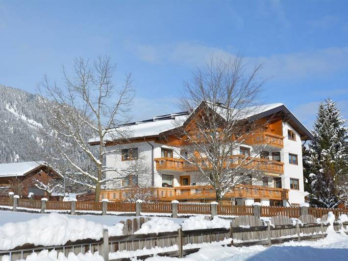 Ferienwohnung für 2 Personen, mit Garten und Balkon in Höfen