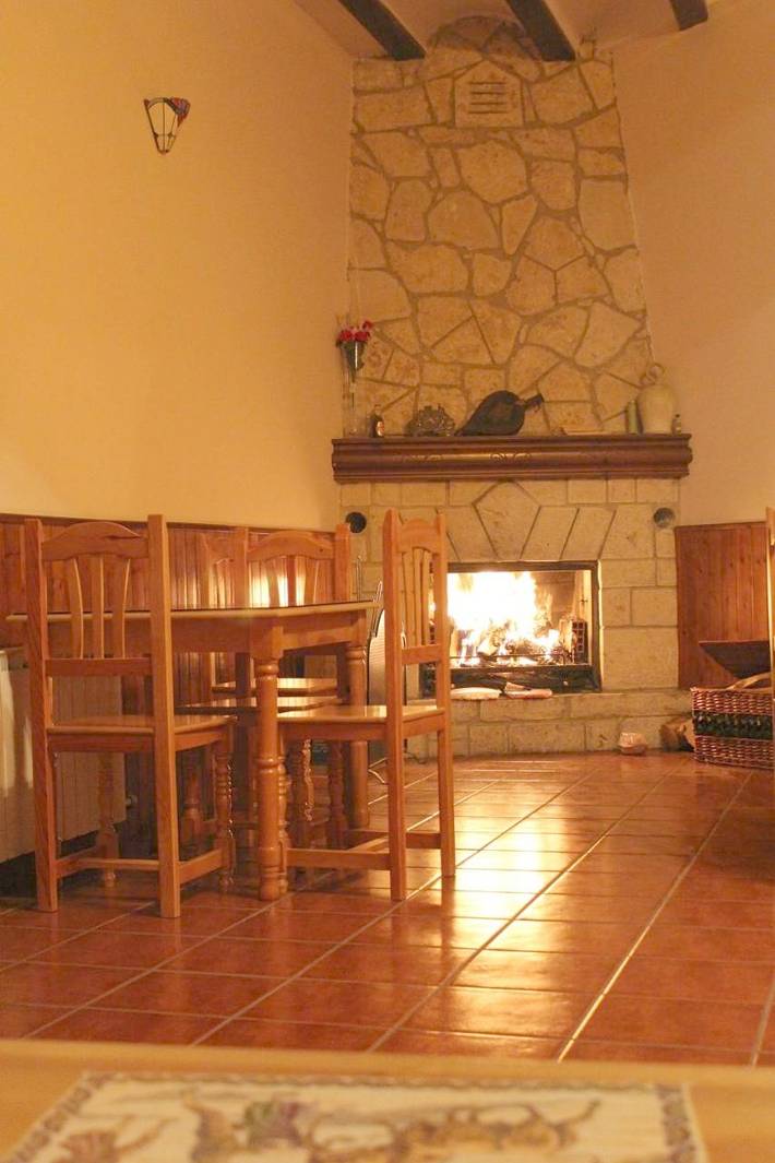 Apartamento de vacaciones para 4 personas, con Balcón y Terraza además de Jardín y Vistas en Serranía de Cuenca - 3