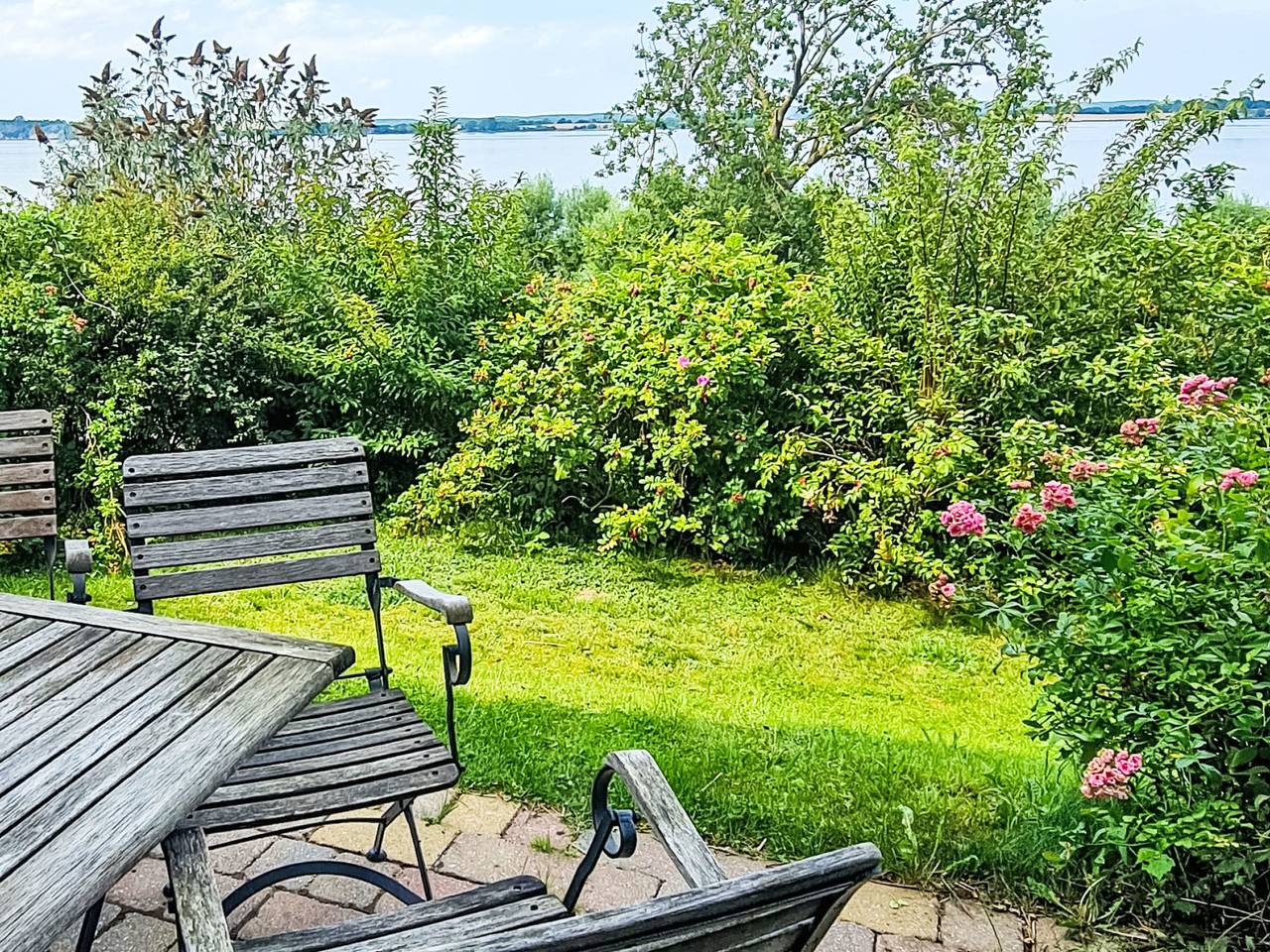 Traditionelles Reetdachhaus mit Sauna, Kaminofen in Gager, Mönchgut