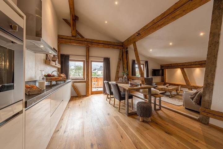 Ferienwohnung für 6 Personen, mit Garten und Balkon in Höfen