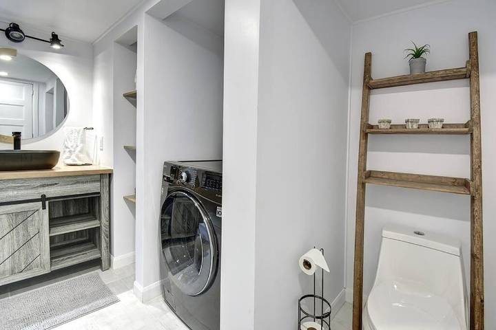 Chalet pour 6 personnes, avec jardin ainsi que jacuzzi et terrasse, animaux acceptés dans Mont-Tremblant - 3