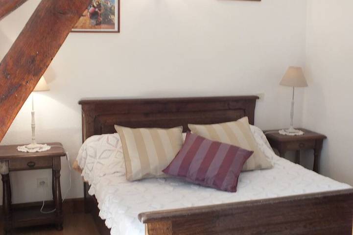 Location de vacances pour 2 personnes, avec piscine et jardin à Loubajac - 2