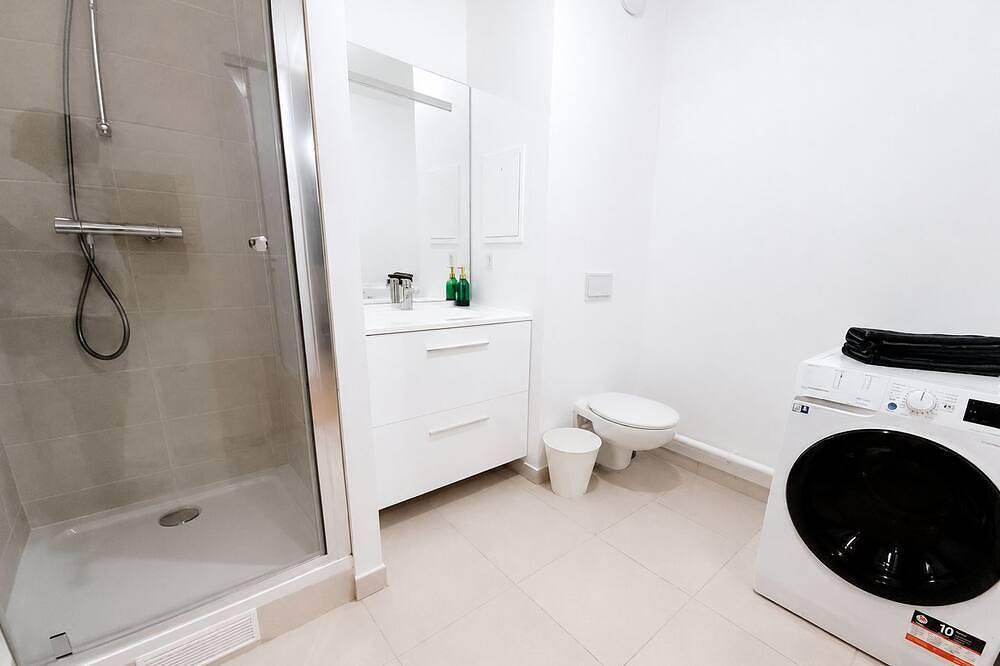 Entire apartment, Elegancia Rueil, 20 min de Paris La Défense, quartier recherché, Lac in Rueil-Malmaison, Hauts-de-Seine