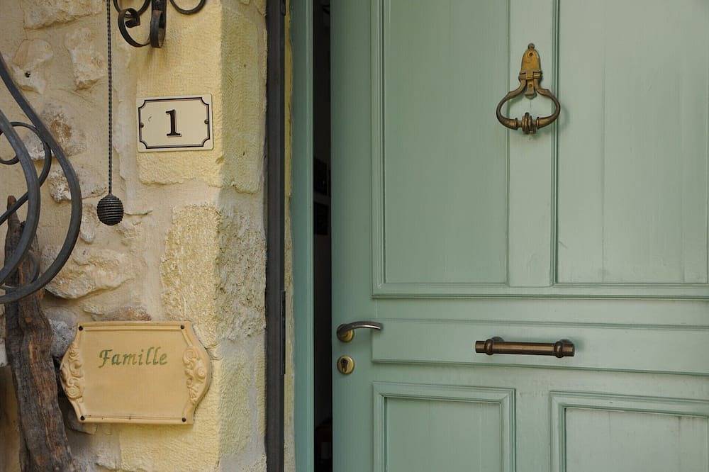 Charaktervolles Steinhaus in La Capelle (Uzès) in La Capelle-et-Masmolène, Nimes und Umgebung