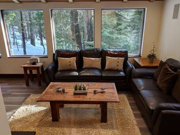 Log Cabin for 8 Guests in Tahoe City, Placer County, Picture 4
