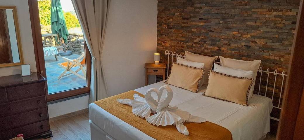 Casa rural para 4 personas, con Terraza además de Piscina y Vistas al lago en Monsaraz - 2