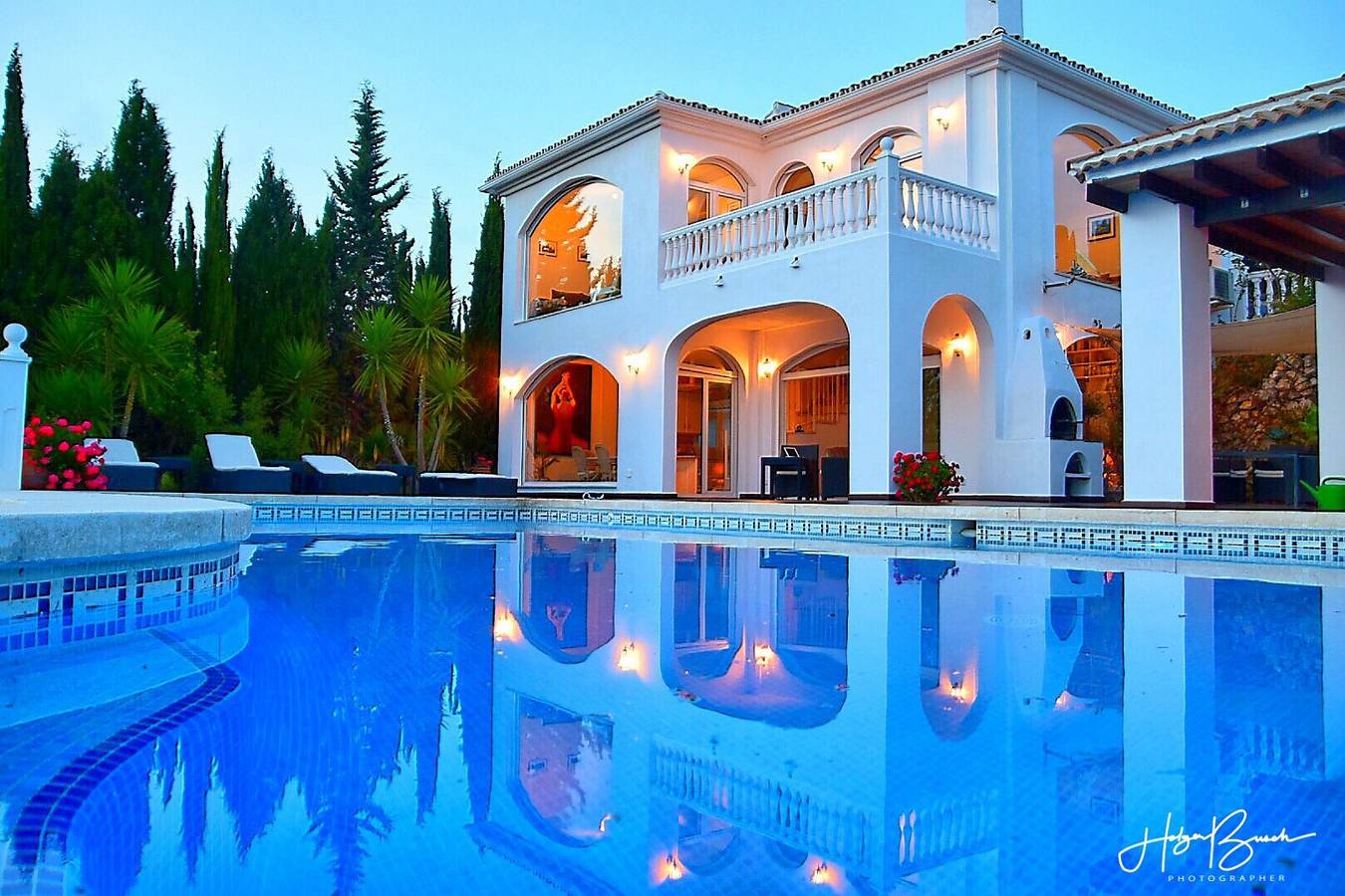 Villa 'Axarquia' con vistas al mar, piscina privada y aire acondicionado in Moclinejo, Costa del Sol