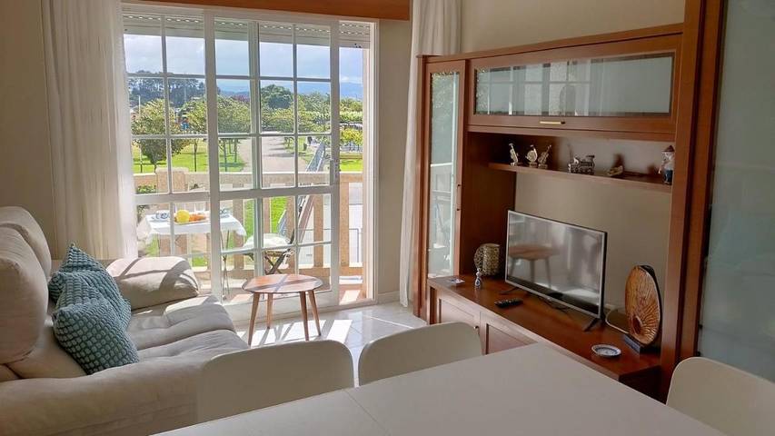 Apartamento de férias para 6 pessoas, com vista e varanda em Portonovo