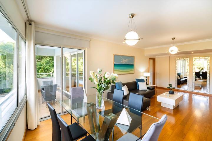 Appartement entier, Guestready - Escapade tranquille avec piscine in Funchal (Sé), Île de Madère