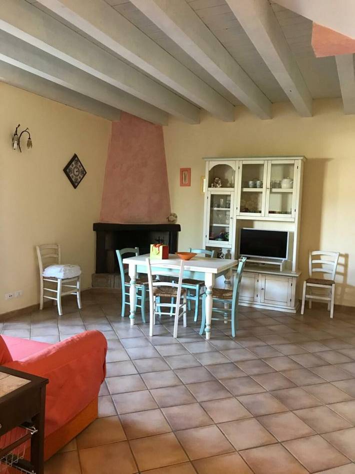 Location de vacances pour 8 personnes, avec bassin pour enfant et jardin, animaux acceptés à Villasimius - 3