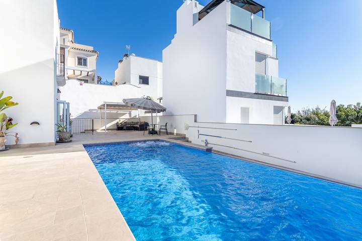 Villa für 6 Personen mit Terrasse in Nerja, Costa del Sol
