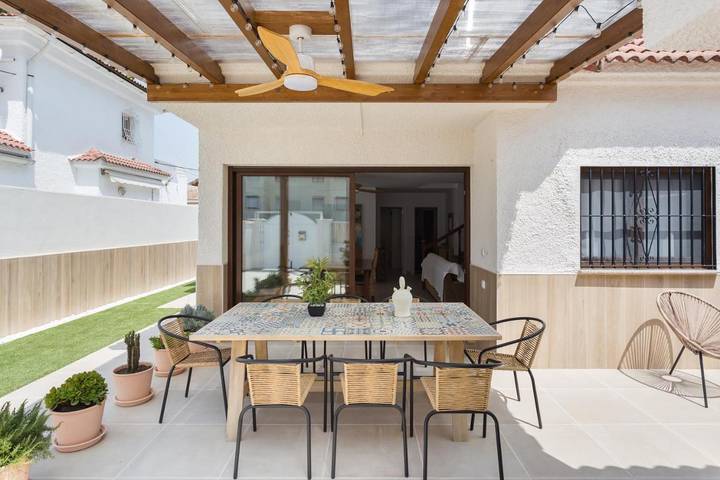 Casa rural para 10 personas, con piscina y jardín en Gandía - 4