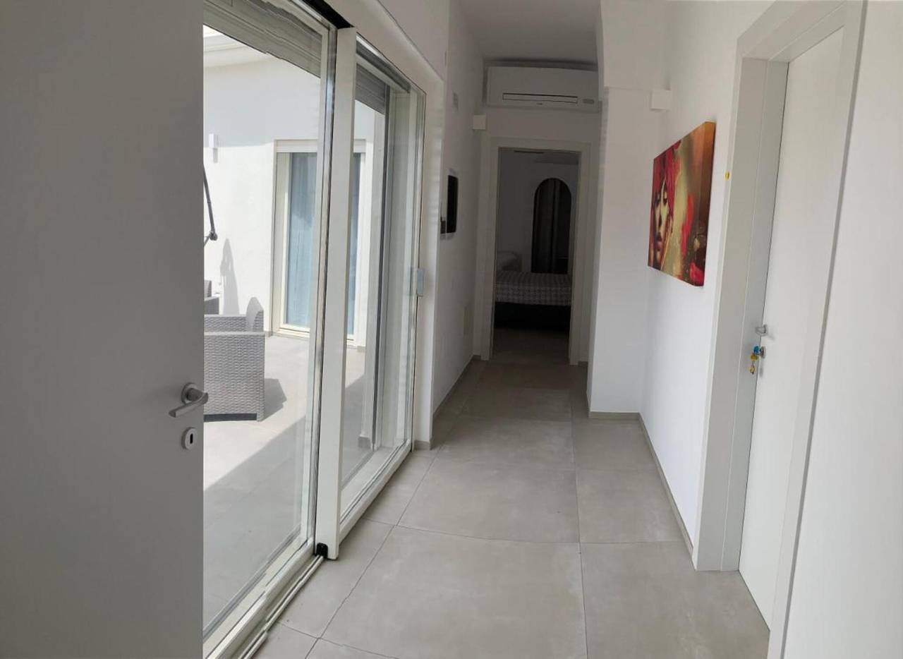 Holiday Home 'Camera Soffio' with Shared Terrace, Wi-Fi and Air Conditioning in Matino, Gulf of Taranto