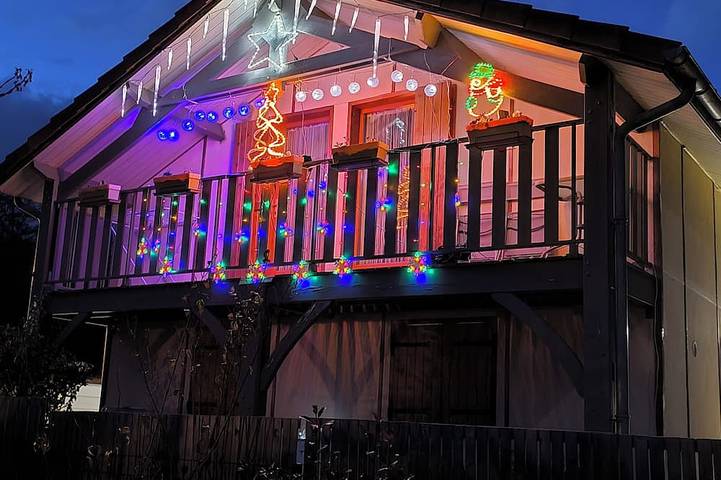 Chalet pour 7 personnes, avec jardin et piscine, animaux acceptés - 1