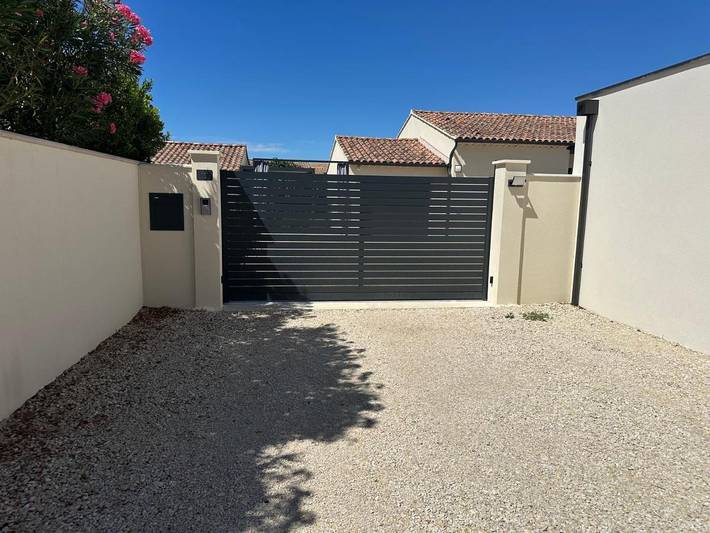 Villa pour 6 personnes, avec piscine et jardin à Avignon - 2