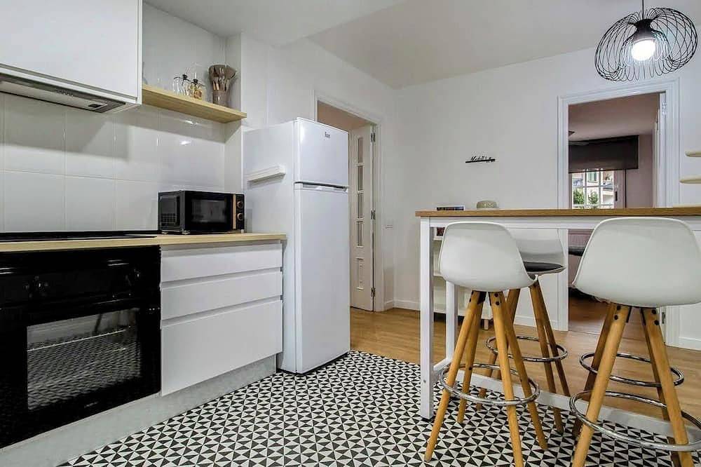 Entire apartment, 10 minutes from the beach! 10 minutes walk to the center.bright and quiet. in Pontevedra City, Rías Baixas