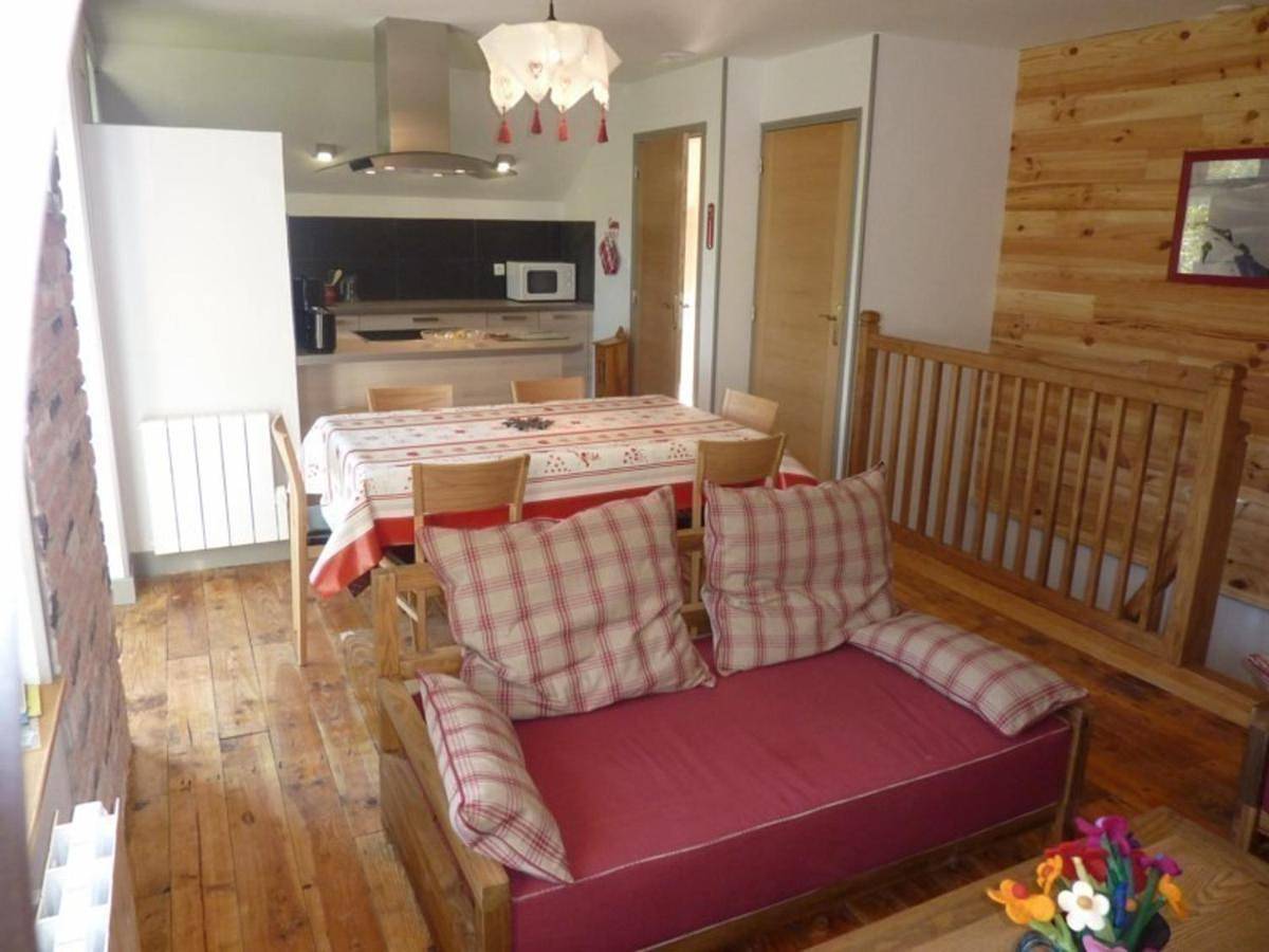 Holiday Home in Mandailles-Saint-Julien, Région d'Aurillac