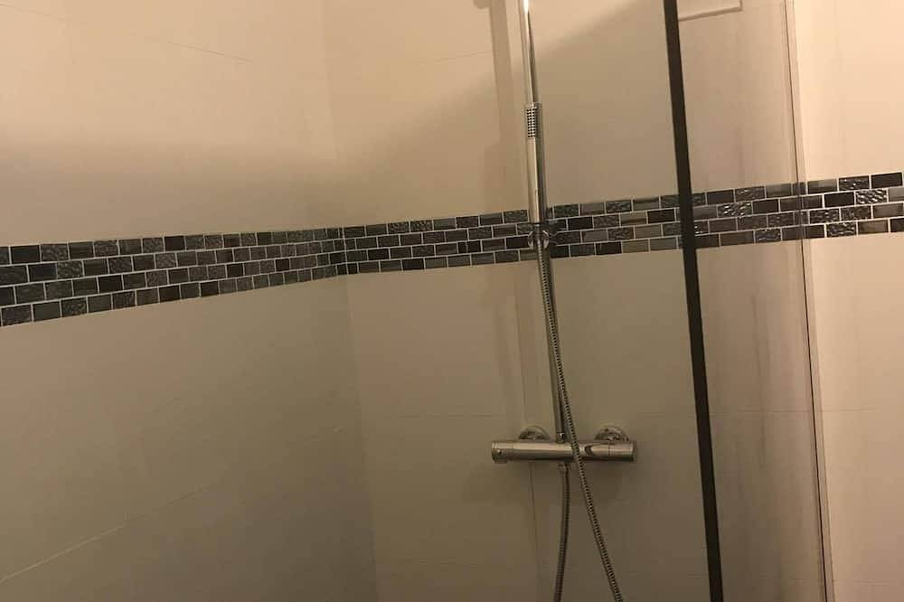 Casa f3 en alquiler por semana in Biguglia, Región de Bastia