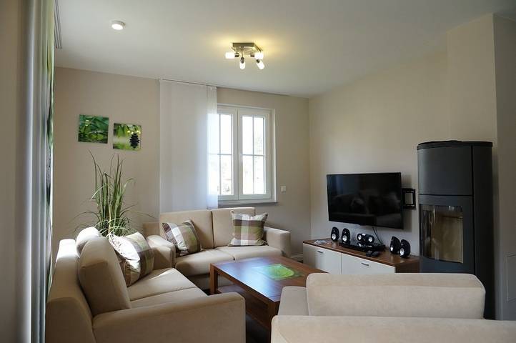 Ferienhaus für 11 Personen, mit Terrasse und Garten sowie Sauna in Glowe - 3