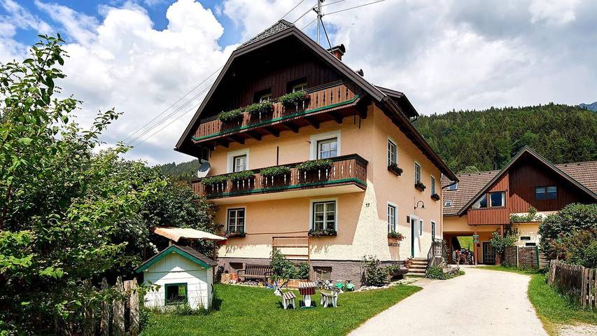 Hütte für 6 Personen, mit Terrasse und Sauna sowie Garten in Haus - 2