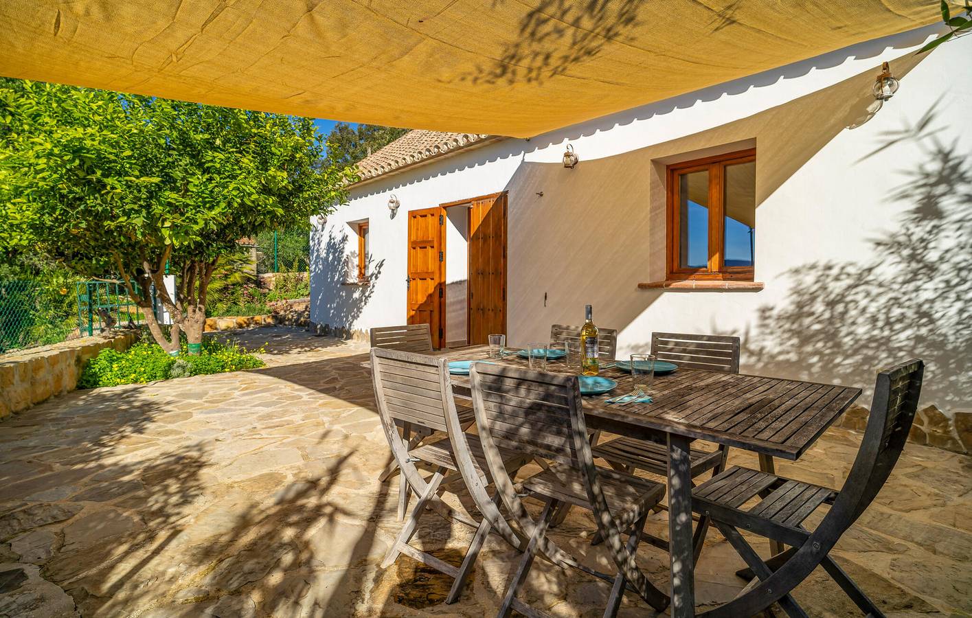 Apartamento Garden Paradise con WiFi cerca de Castillo de Castellar in Castillo de Castellar, Castellar de la Frontera